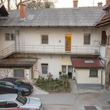 アパート Bright & Light リュブリャナ